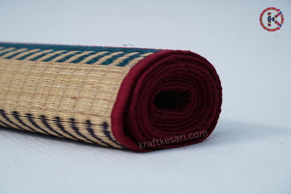 Handcrafted Multicolour Pattamadai Mat